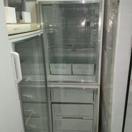 Üvegajtós hűtő kombinált kivitelben!Kétlégterű-garanciával